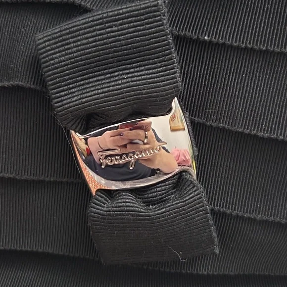 Salvatore Ferragamo AUTH Tiered Bag - Picture 2 of 14